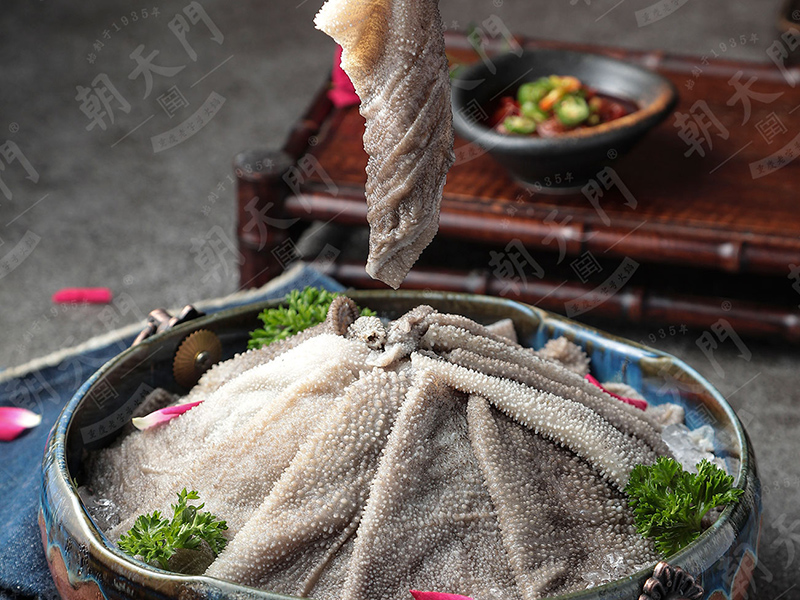 火鍋店服務(wù)員該如何引導(dǎo)顧客點(diǎn)菜？