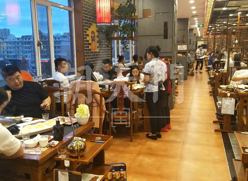 一次性油老火鍋加盟，選對品牌很關(guān)鍵！