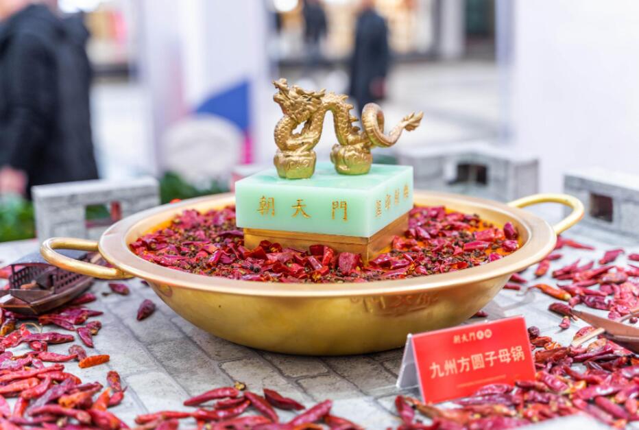250萬(wàn)開(kāi)一家什么樣的火鍋店比較好？