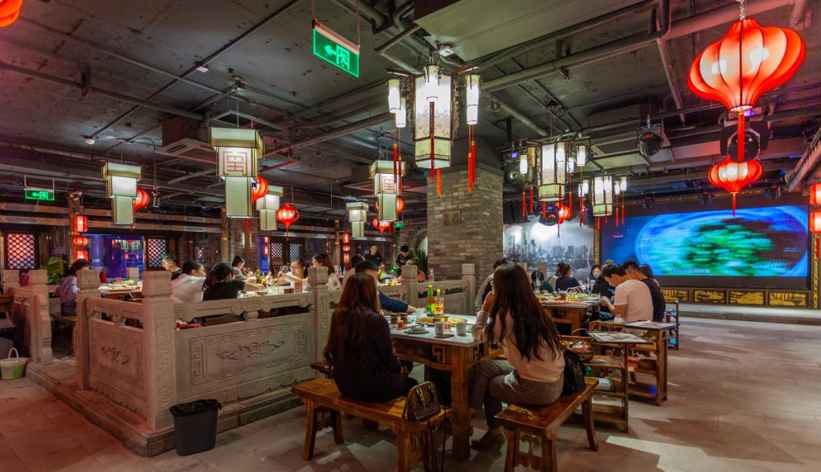 火鍋店燈光設(shè)計為何重要？看完這三點原因你就知道！