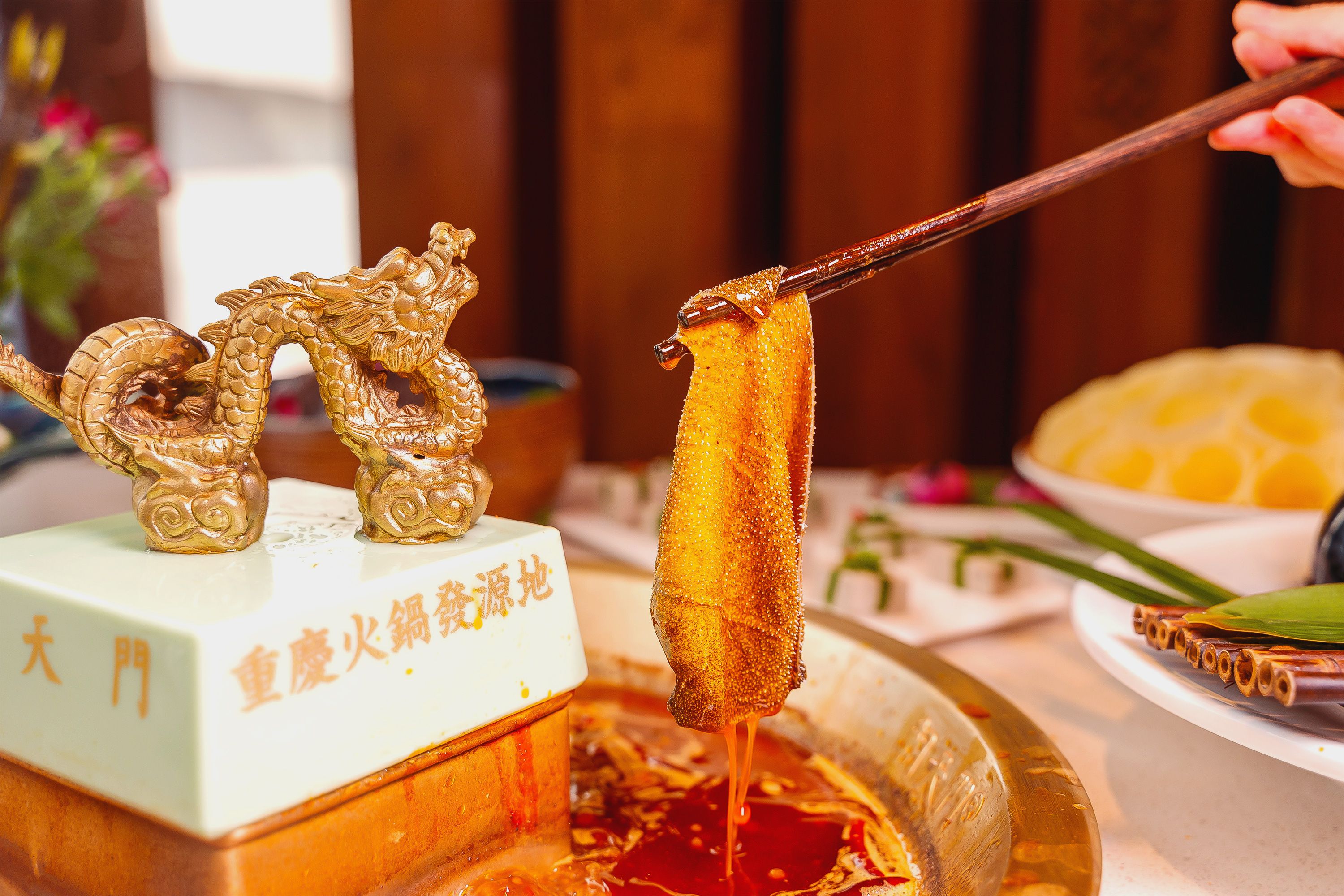 重慶火鍋加盟店，為什么毛肚如此受歡迎？